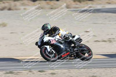 media/Nov-16-2025-Race Pace (Sun) [[8c5fa54630]]/Non Verified Riders (1st 20 Minutes)/4-Turn 16 (1116am)/